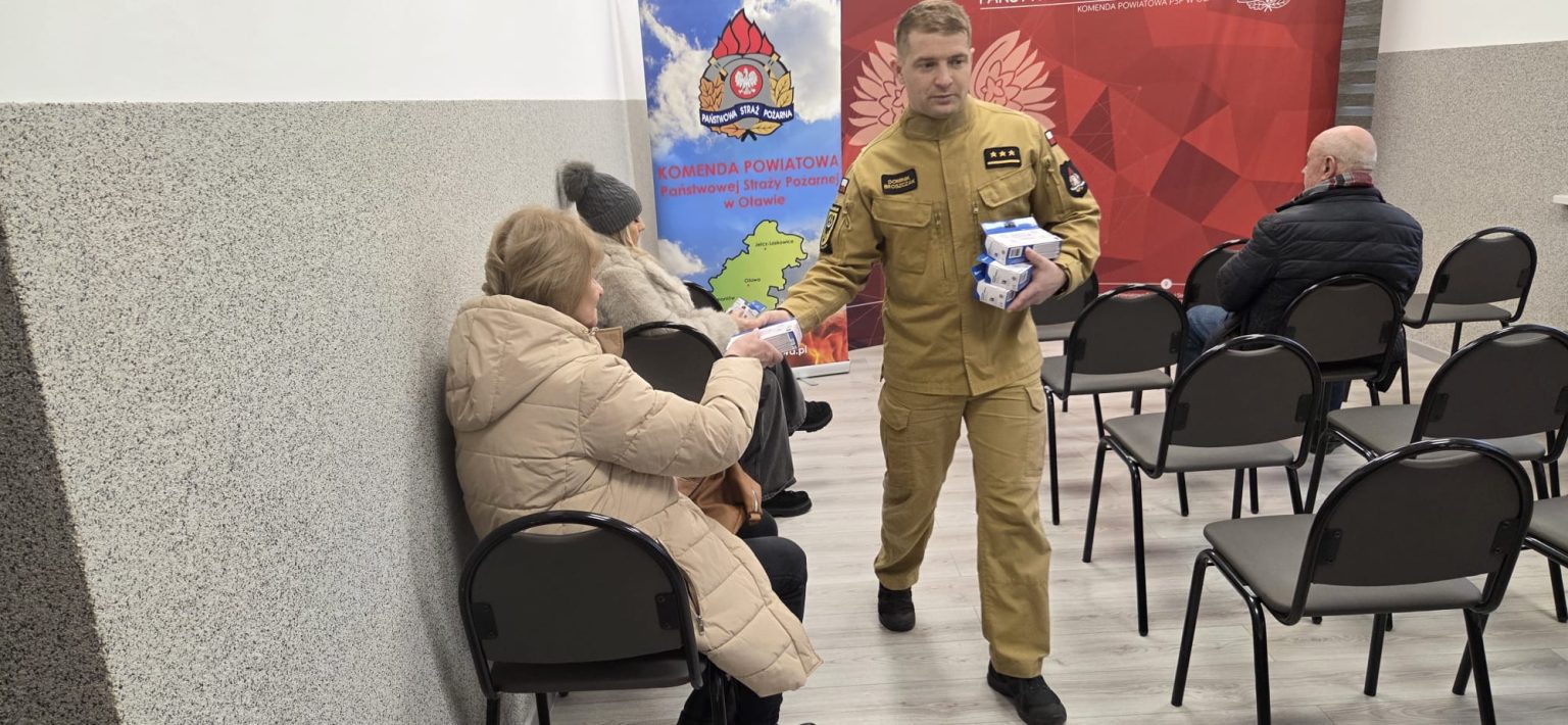 Pamiętajcie – 𝐜𝐳𝐮𝐣𝐤𝐚 𝐝𝐲𝐦𝐮 𝐢 𝐭𝐥𝐞𝐧𝐤𝐮 𝐰𝐞̨𝐠𝐥𝐚 to niewielka inwestycja, która stanowi realną gwarancję ochrony życia i zdrowia Twojej rodziny.