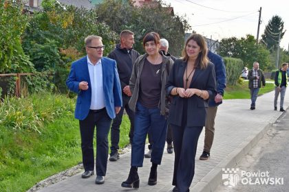 Koszt inwestycji wyniósł: 218 017,50 zł. Zadanie zostało wykonane przez Powiat Oławski.