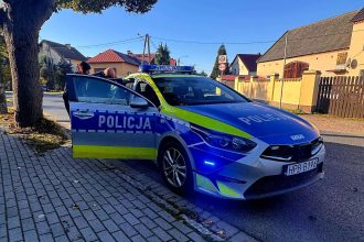 🚨 LICZYŁA SIĘ KAŻDA MINUTA - OŁAWSCY POLICJANCI ODNALEŹLI MĘŻCZYZNĘ, KTÓREGO ŻYCIE BYŁO ZAGROŻONE